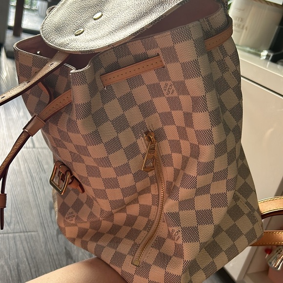 Louis Vuitton Backpack - Picture 6 of 6